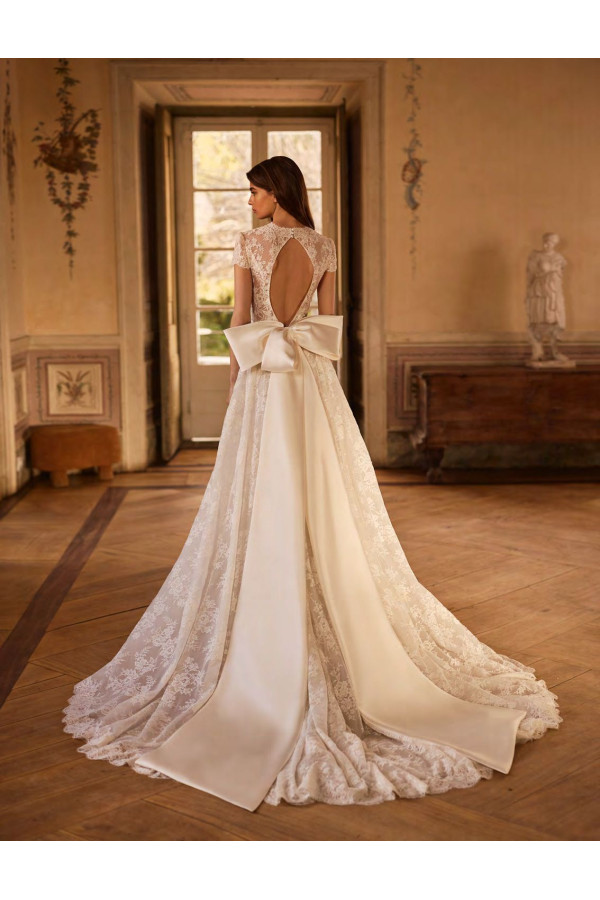Abito da sposa Neda, off white, scivolato, chiffon Alberto Palatachi