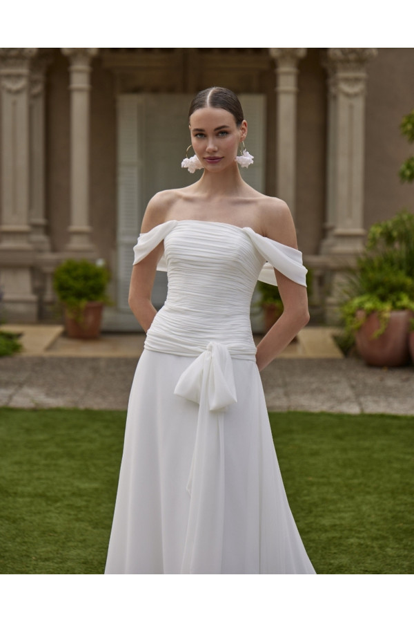 Kaila abito da sposa avorio in chiffon scivolato di Novia D'art