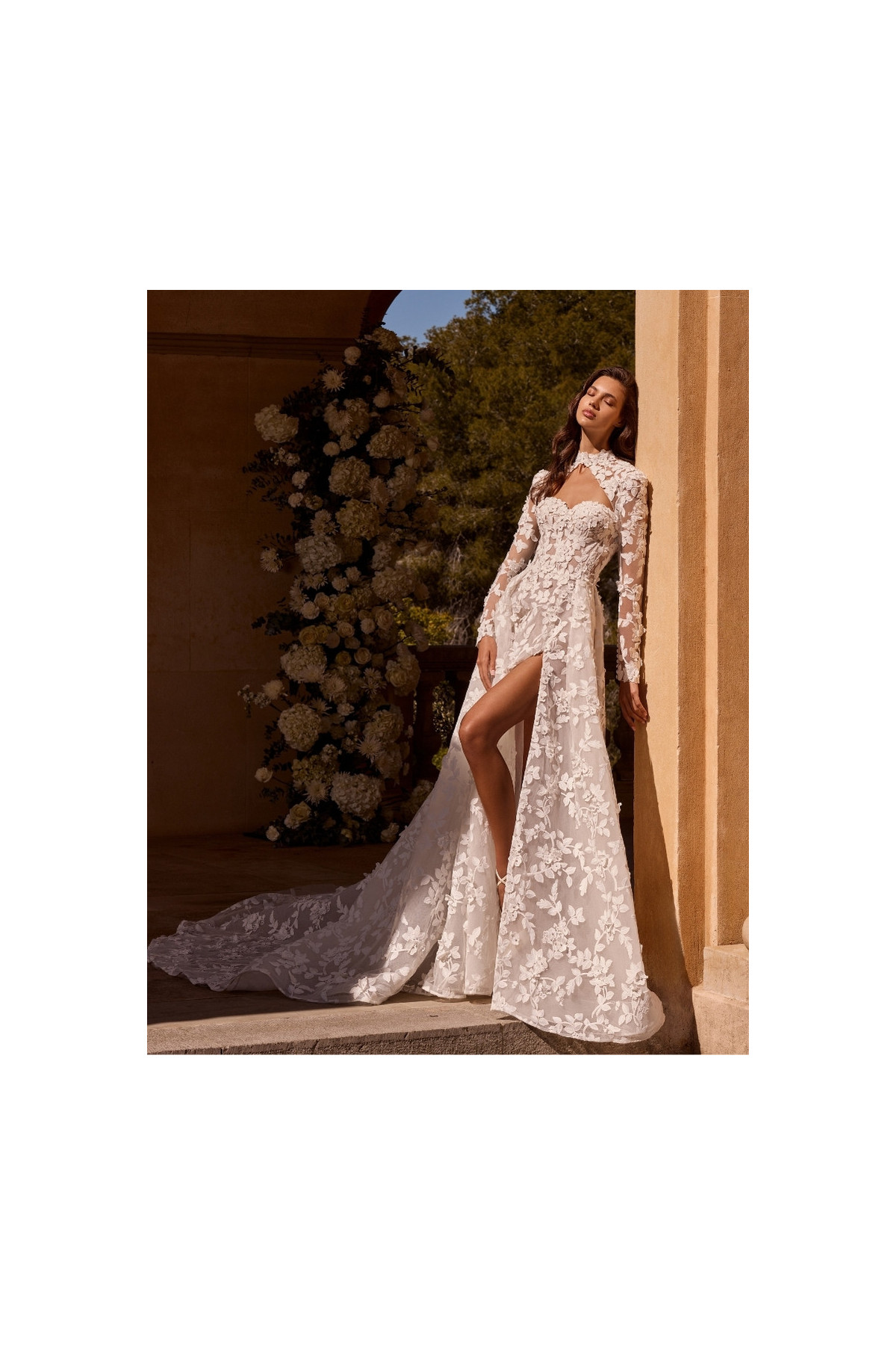 Gaia Abito da sposa a sirena avorio in crep di Alberto Palatchi