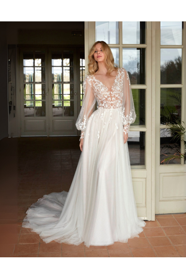 Nenufar abito da sposa avorio in chiffon morbido di Fara Sposa