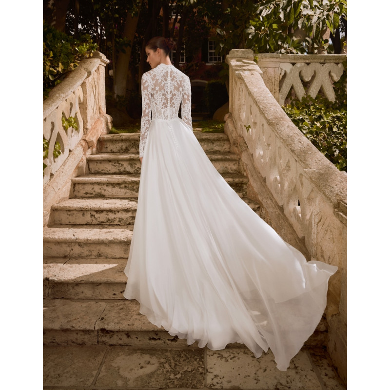 Abito da sposa avorio chiaro in chiffone e pizzo scivolato di alberto