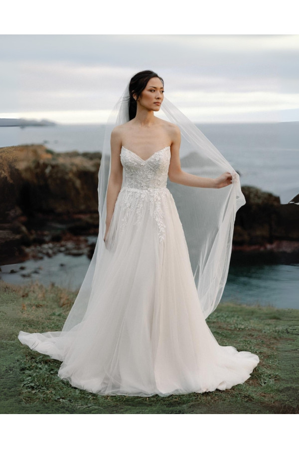 abito da sposa Kendall, avorio, a sirena, di Justin Alexander