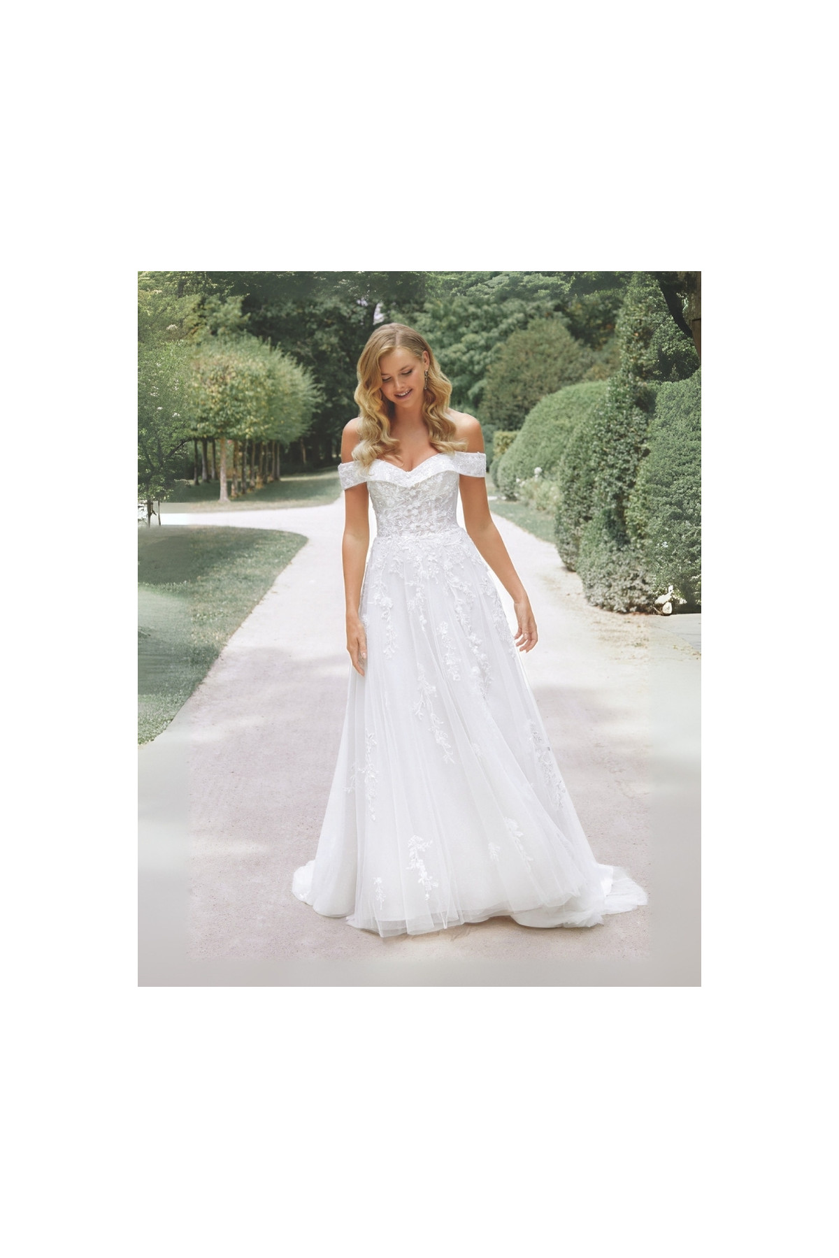 abito da sposa Sigrid, a sirena, pizzo, off white, di Alberto Palatach