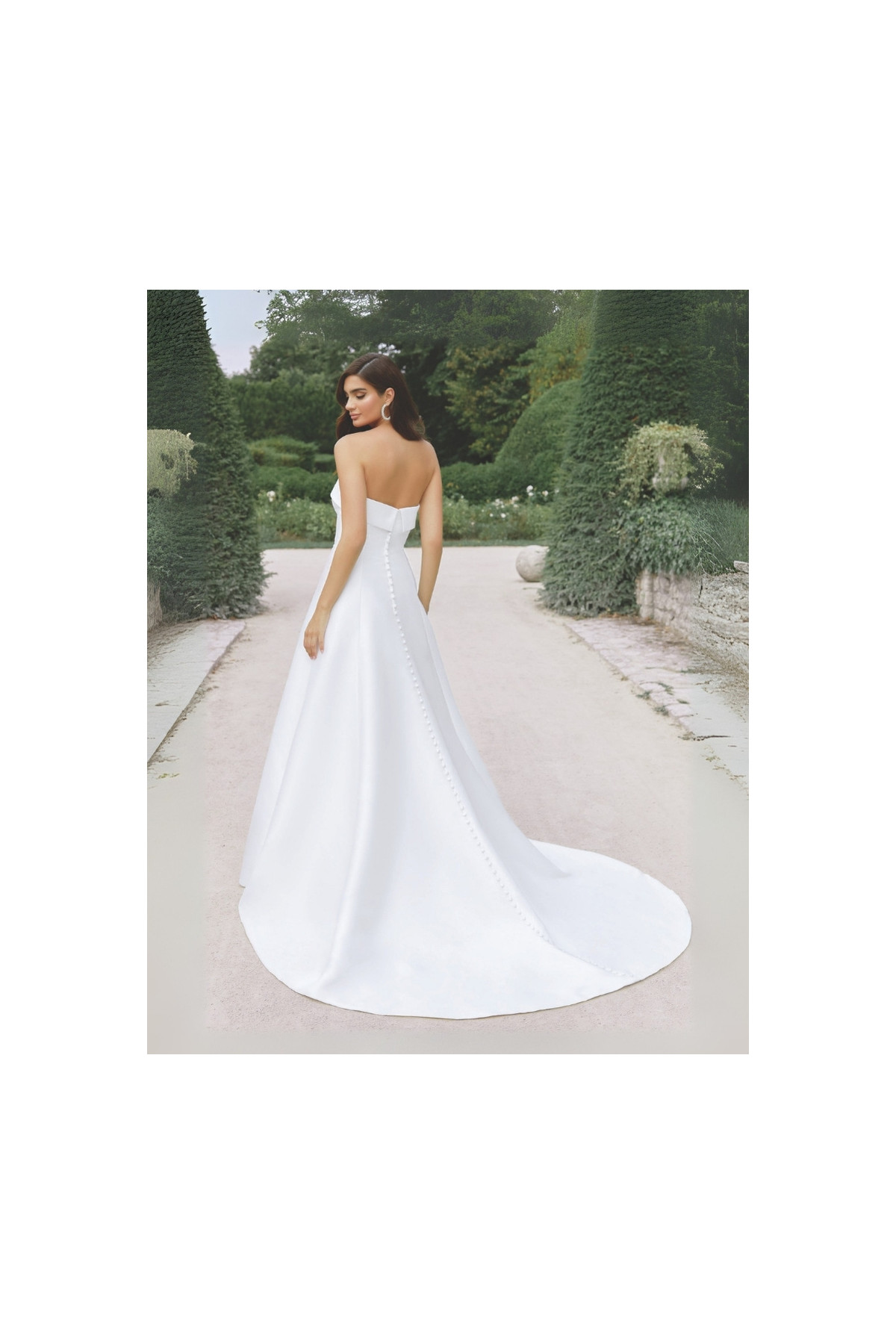 abito da sposa avorio a sirena in pizzo e organza di alberto palatchi