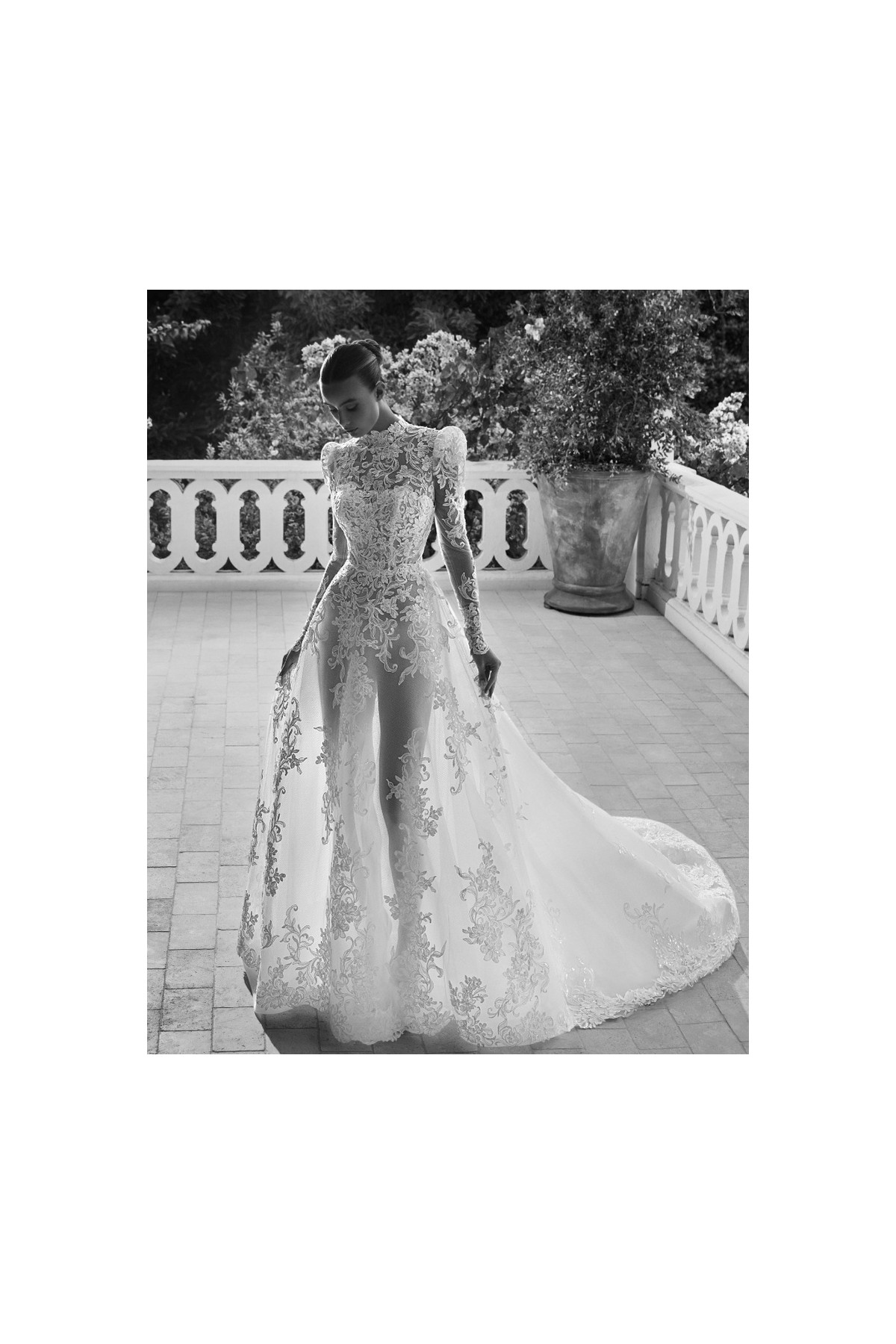 Edurne abito da sposa a sirena avorio in crep Alberto Palatchi