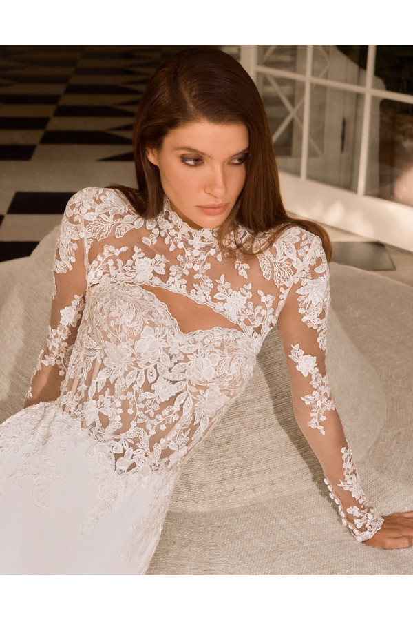 Abito da sposa Zheng, avorio, mikado, sirena di Alberto Palatachi