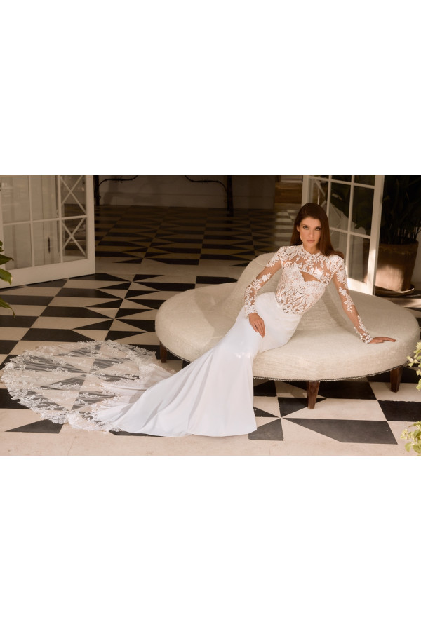 Abito da sposa Zheng, avorio, mikado, sirena di Alberto Palatachi