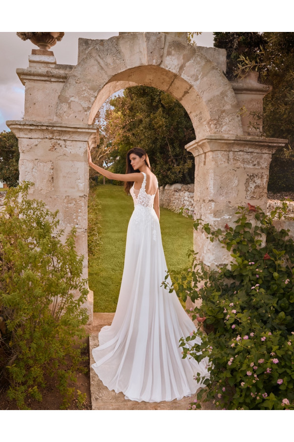 asha abito da sposa avorio di pizzo e organza di alberto palatchi