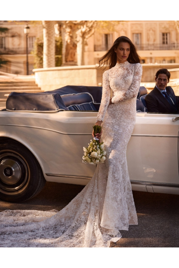 electra abito da sposa a sirena in pizzo avorio di alberto palatchi