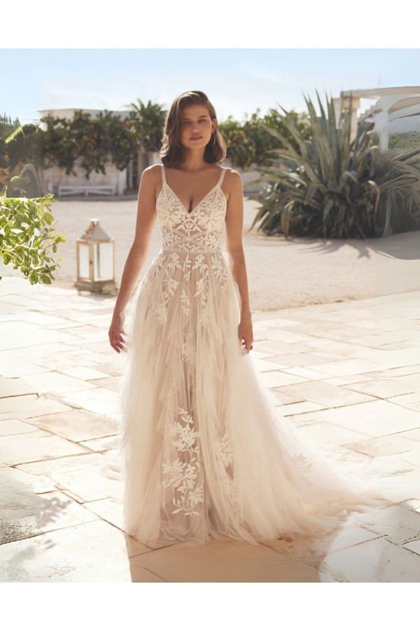 Abito da sposa avorio e nudo in tulle 66407 di Lillian West