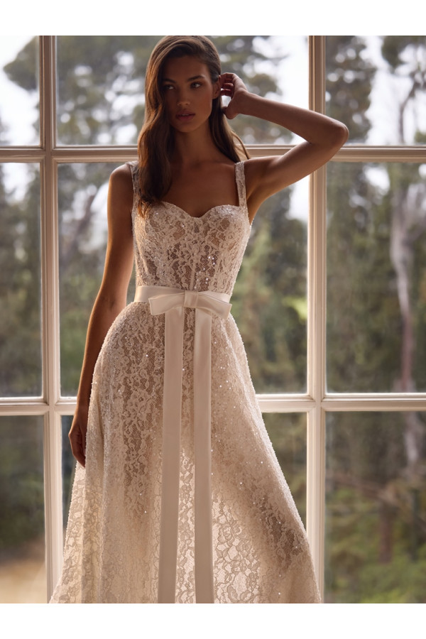 antea abito da sposa avorio in pizzo scivolato e sexy alberto palatchi