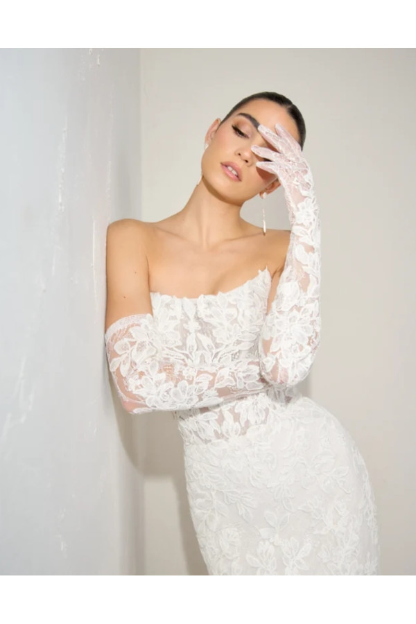 Abito da sposa Aureline a sirena di pizzo di justin Alexander