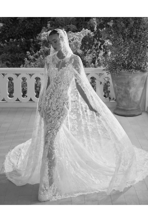 Iamuna abito da sposa avorio a sirena di pizzo Alberto Palatchi