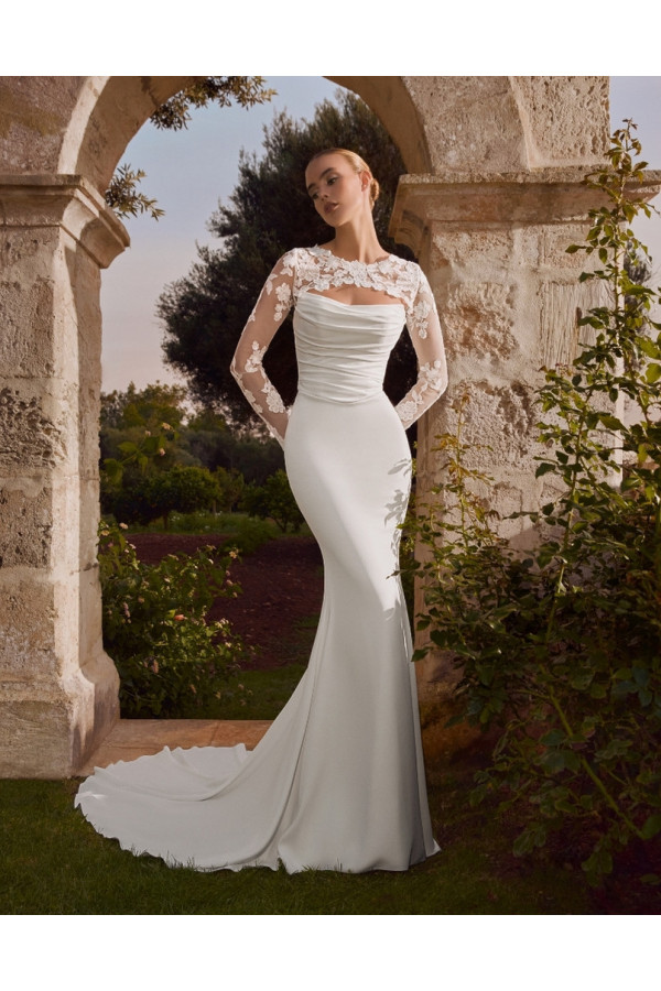 Edurne abito da sposa a sirena avorio in crep Alberto Palatchi