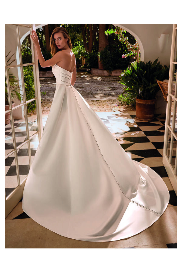 Ida Abito da sposa avorio a sirena di dochesse Alberto Palatchi