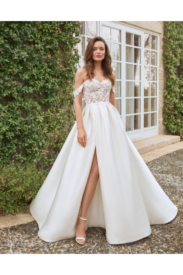 Abito da sposa Ayanna, avorio, mikado, con spacco, Alberto Palatchi