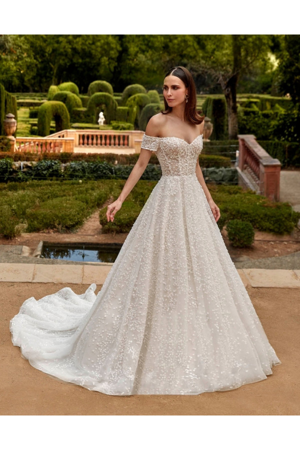 Abito da sposa Louvre, avorio, tulle, ampio, Fara Sposa