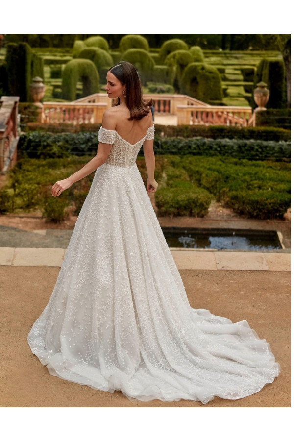 Abito da sposa Louvre, avorio, tulle, ampio, Fara Sposa