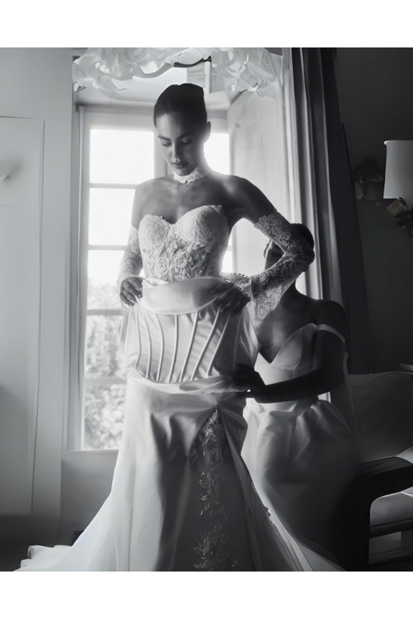 Abito da sposa avorio in pizzo duepezzi Alessandro Couture