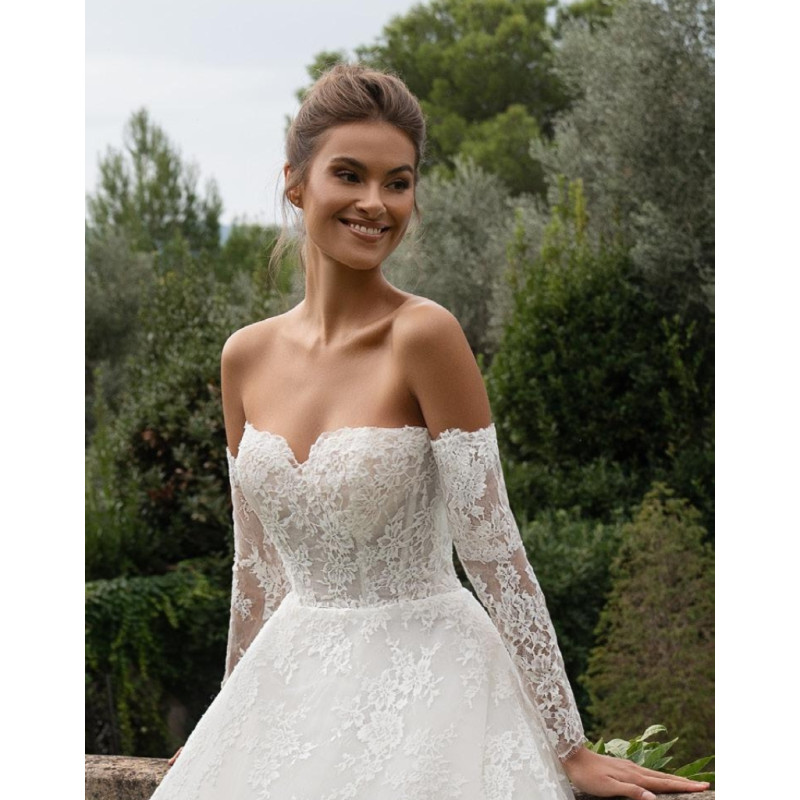 DIVINA SPOSA BY ELIANNA MOORE